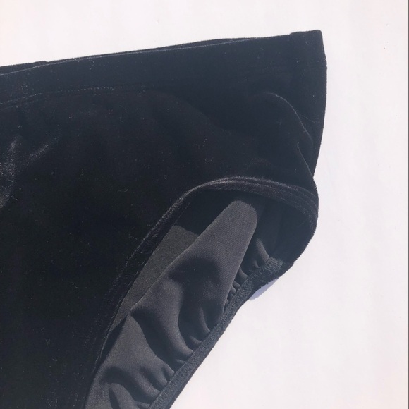 Mid Rise Brief, in Black - Picture 9 of 11